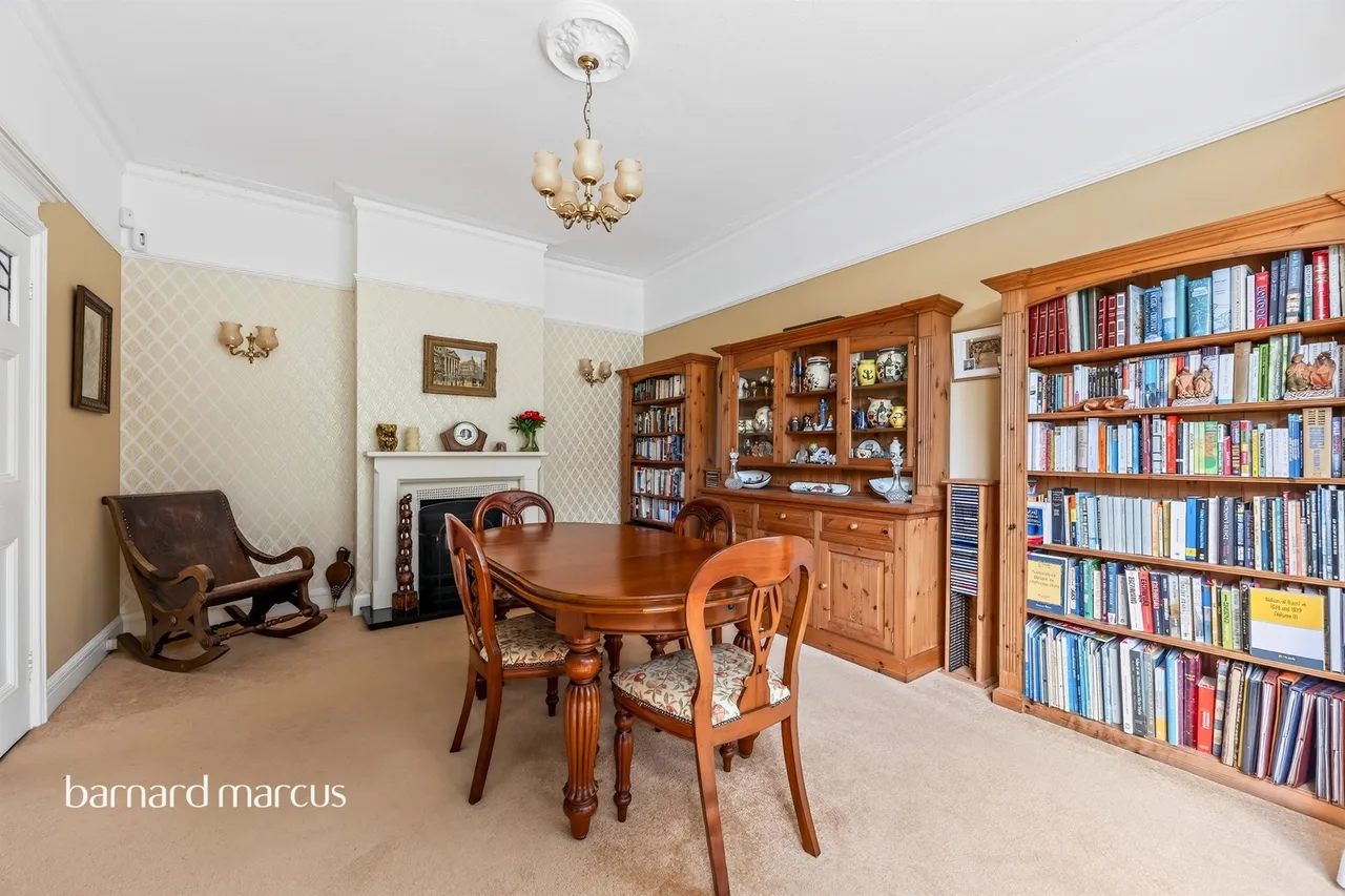 Woodcote Valley Road, Purley, CR8, photo 8