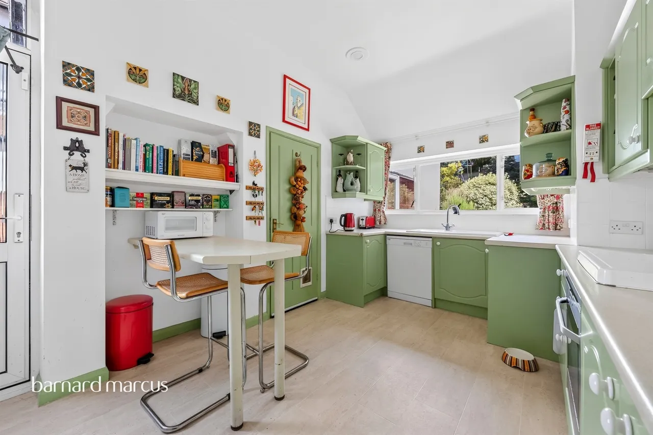 Woodcote Valley Road, Purley, CR8, photo 5