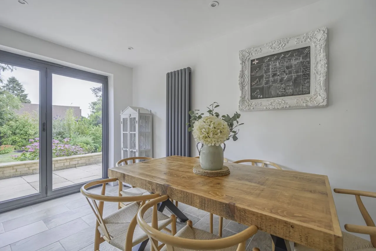 Cirencester Road, South Cerney, GL7, photo 11