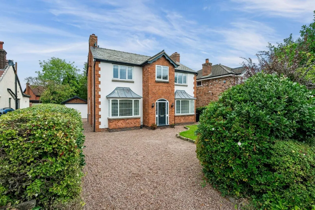 4 bed house for sale, Ack Lane West, Cheadle Hulme, SK8