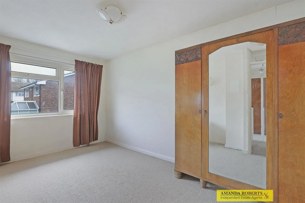 Faversham Avenue, Chingford, photo 12