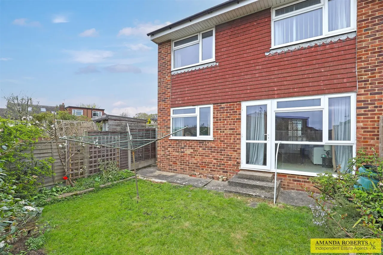 Faversham Avenue, Chingford, photo 19