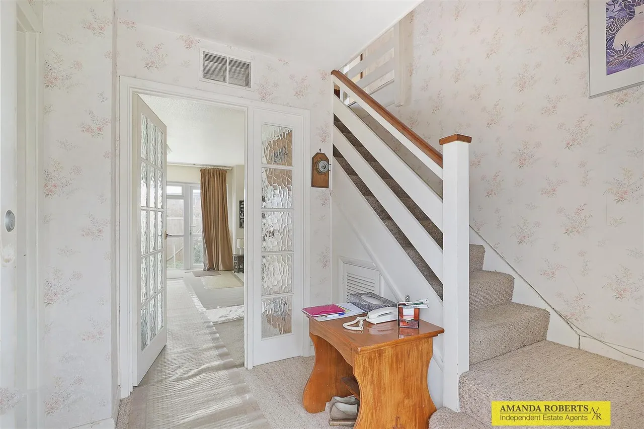 Faversham Avenue, Chingford, photo 10