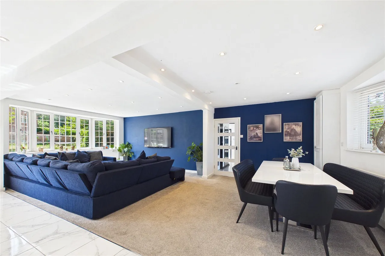 Upper Park Road, Camberley, GU15, photo 2