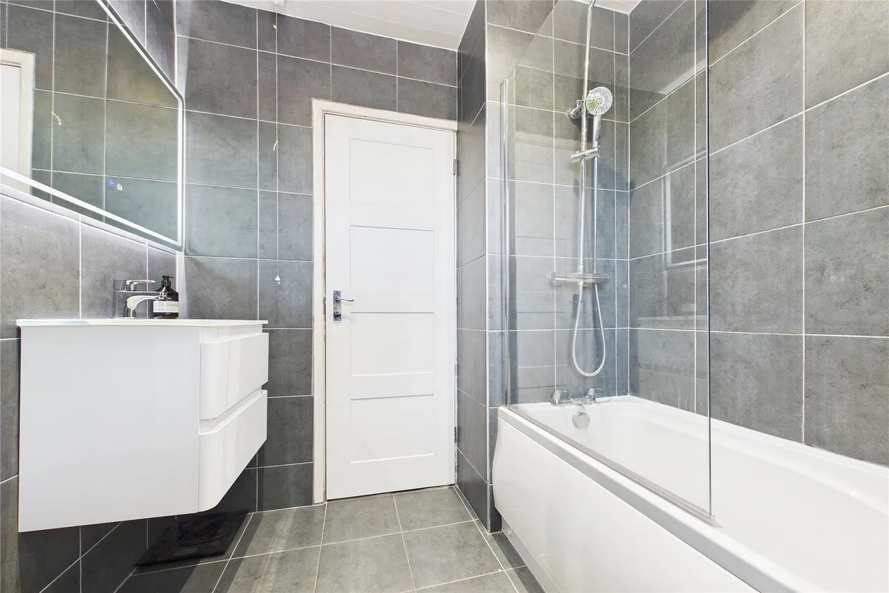 Upper Park Road, Camberley, GU15, photo 18
