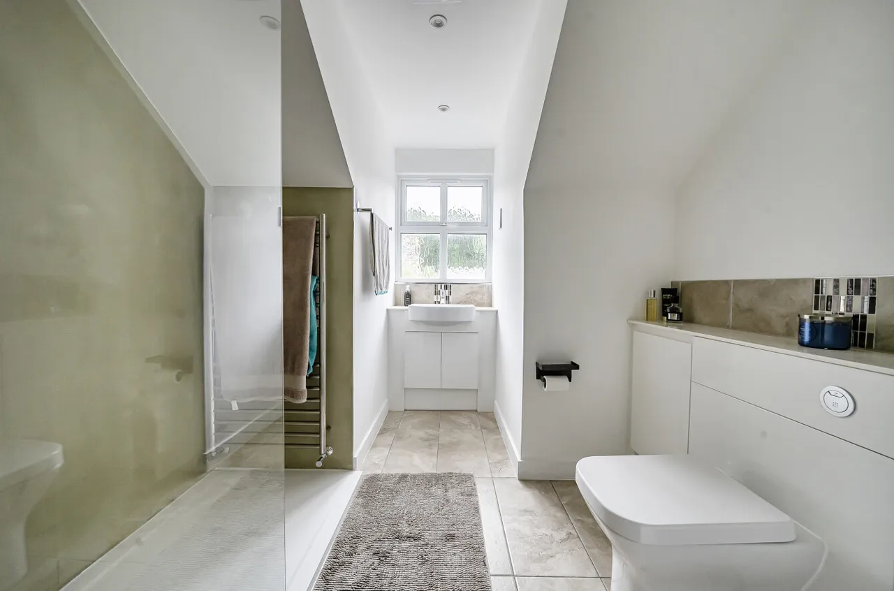 Andersen Close, Whiteley, PO15, photo 9