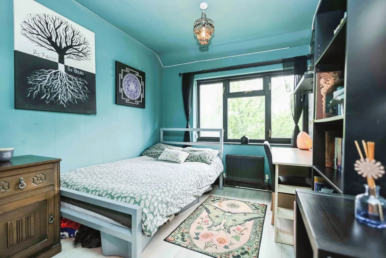 Alexander Road, Smethwick, B67, photo 11