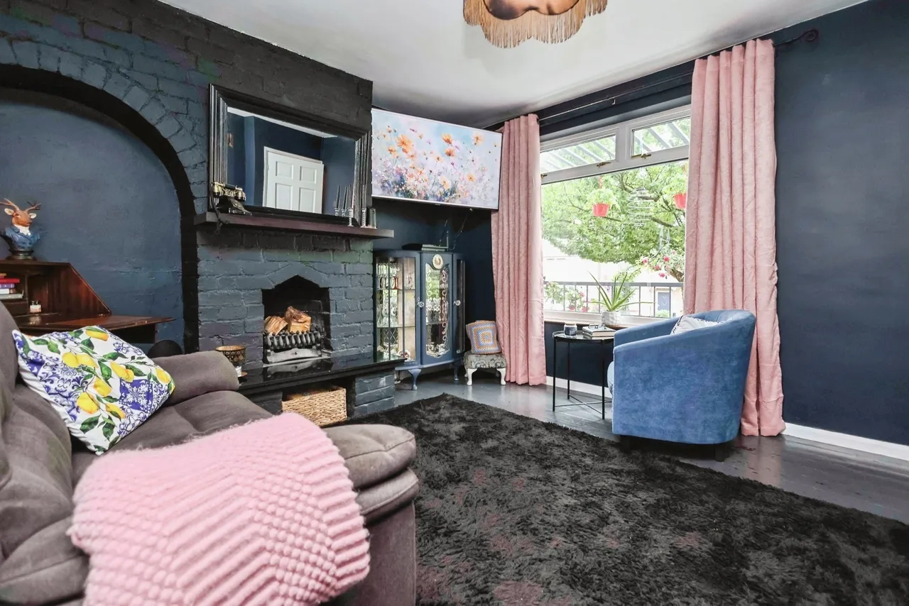 Alexander Road, Smethwick, B67, photo 2