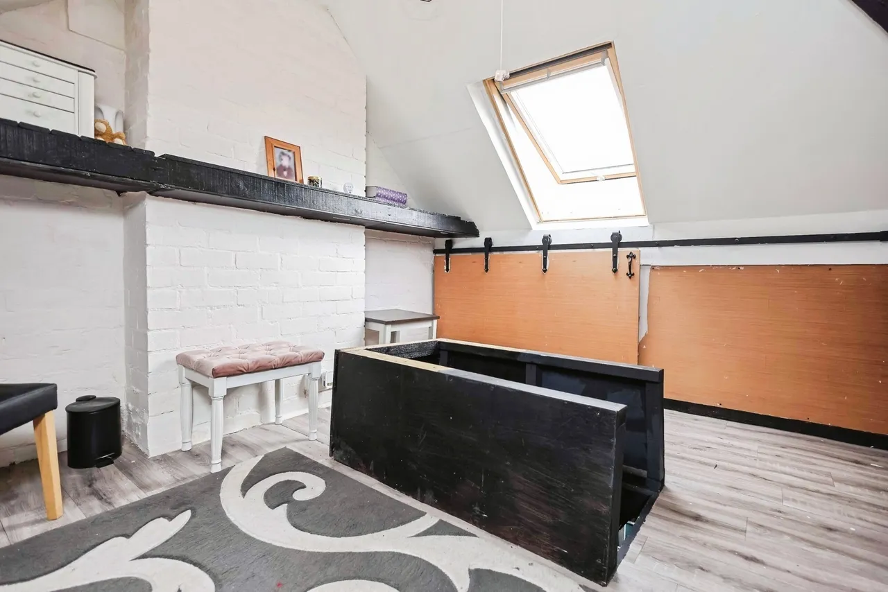 Alexander Road, Smethwick, B67, photo 14