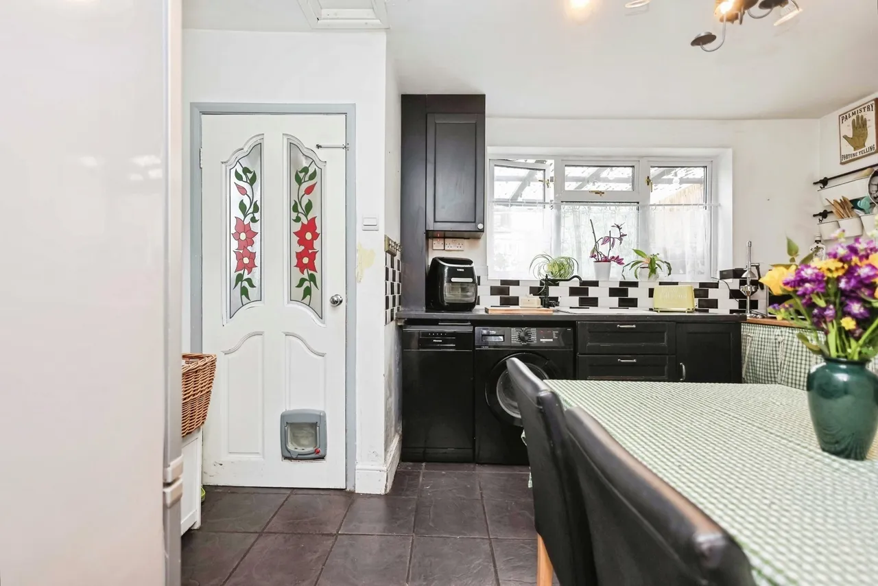 Alexander Road, Smethwick, B67, photo 7