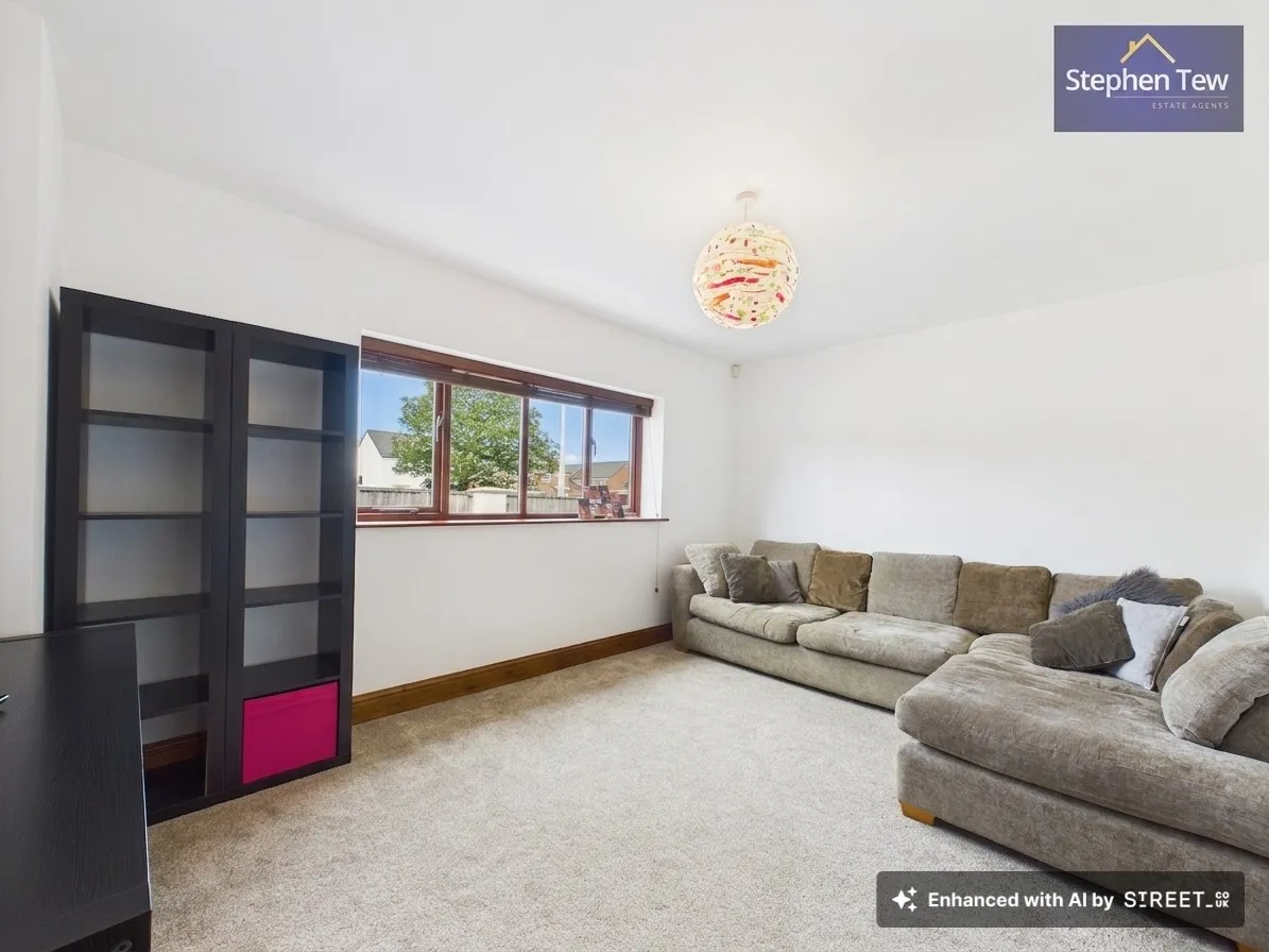 Garstang Road East, Poulton-Le-Fylde, FY6, photo 6
