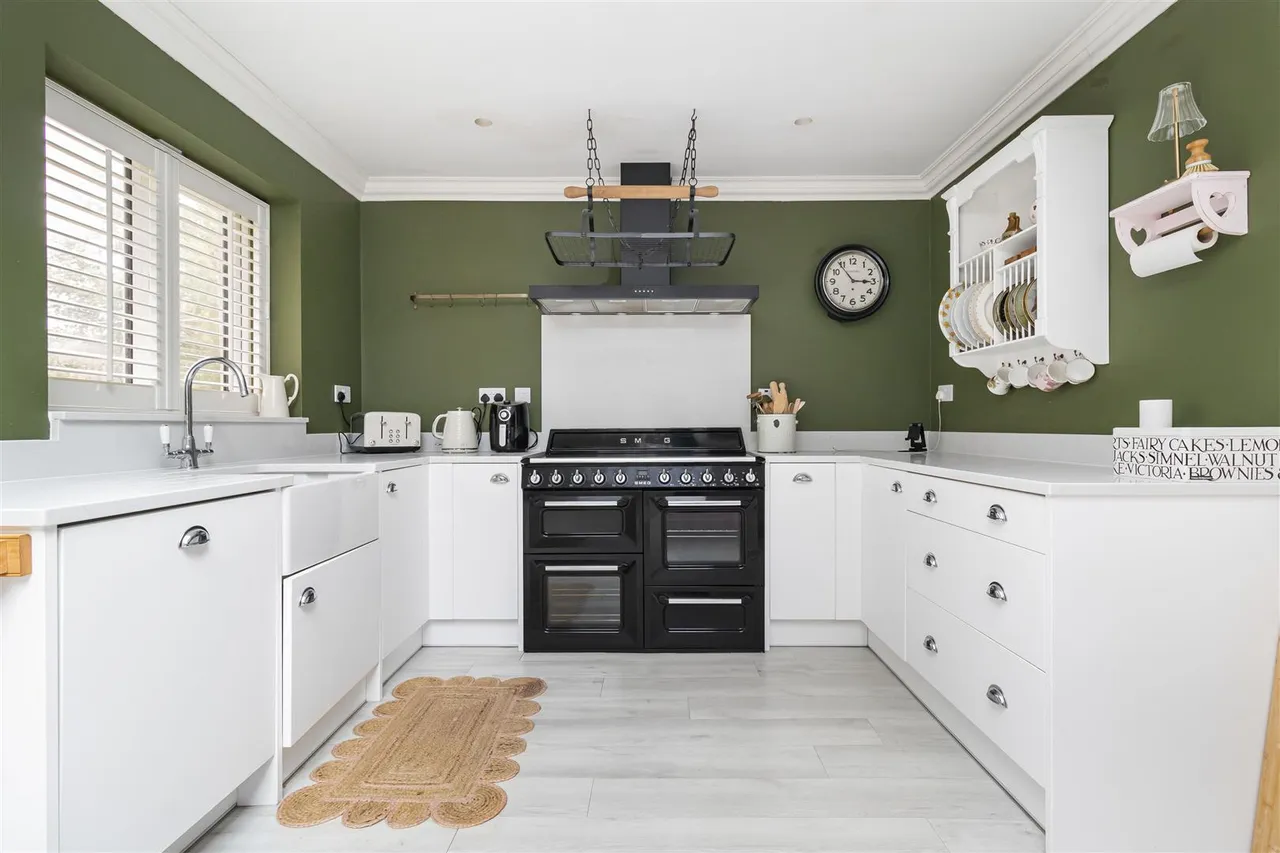 The Green, Castle Camps, CB21, photo 8