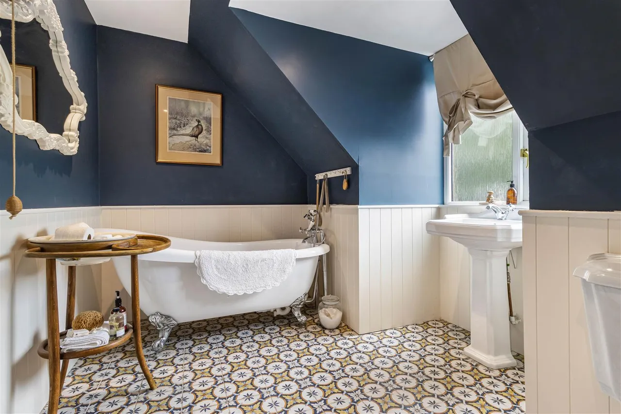 The Green, Castle Camps, CB21, photo 20