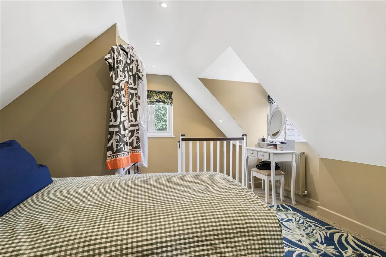 The Green, Castle Camps, CB21, photo 25