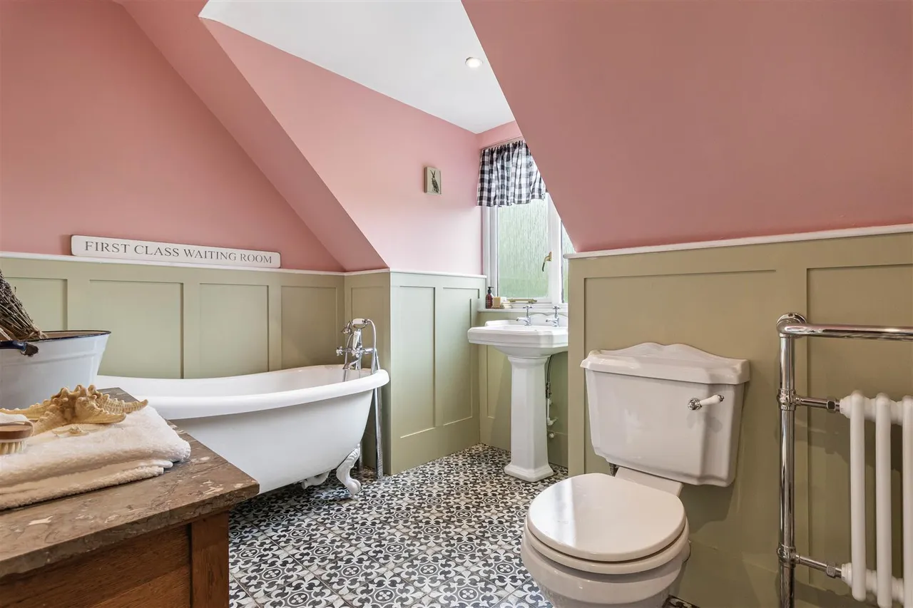 The Green, Castle Camps, CB21, photo 19