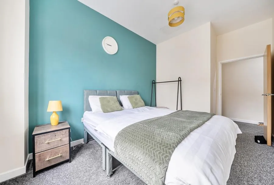 Lumley Road, Horley, RH6, photo 4