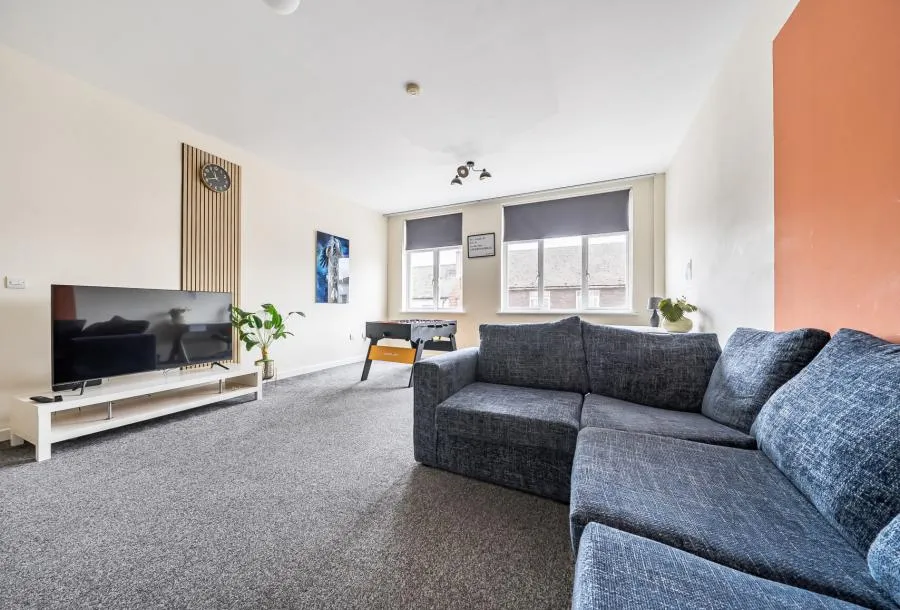 Lumley Road, Horley, RH6, photo 5