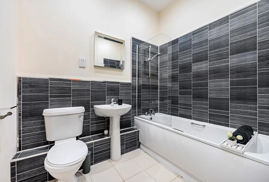 Lumley Road, Horley, RH6, photo 7