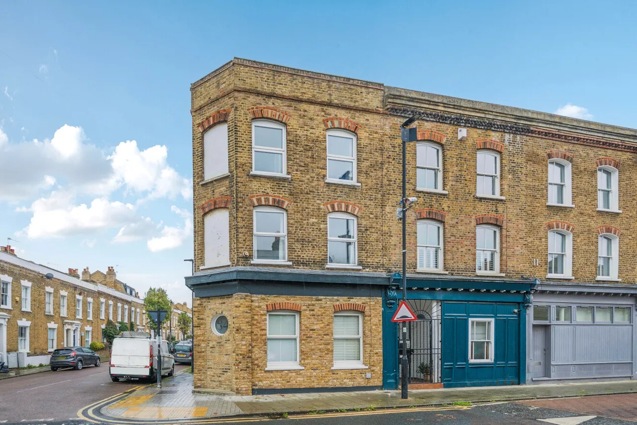 3 bed house for sale, Shakespeare Road, Herne Hill, SE24