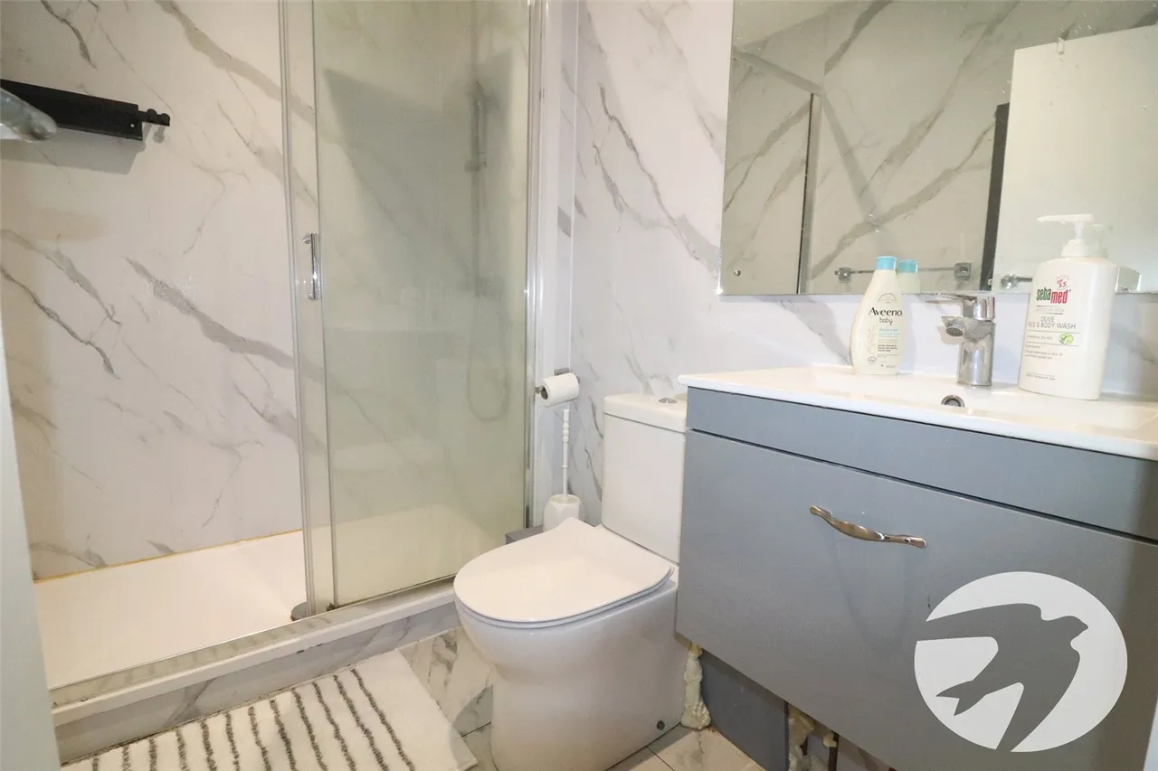 Collindale Avenue, Northumberland Heath, DA8, photo 7