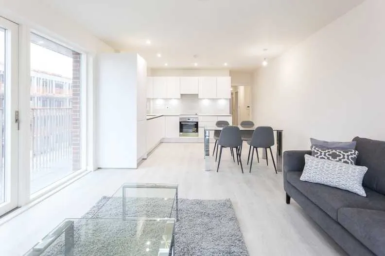 2 bed flat for sale, Hargrave Drive, Harrow, HA1