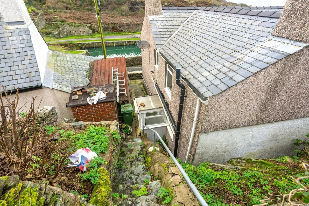 Upper Quay Street, Amlwch, photo 13