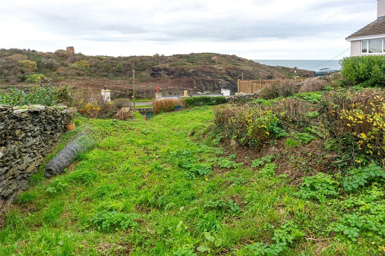 Upper Quay Street, Amlwch, photo 11