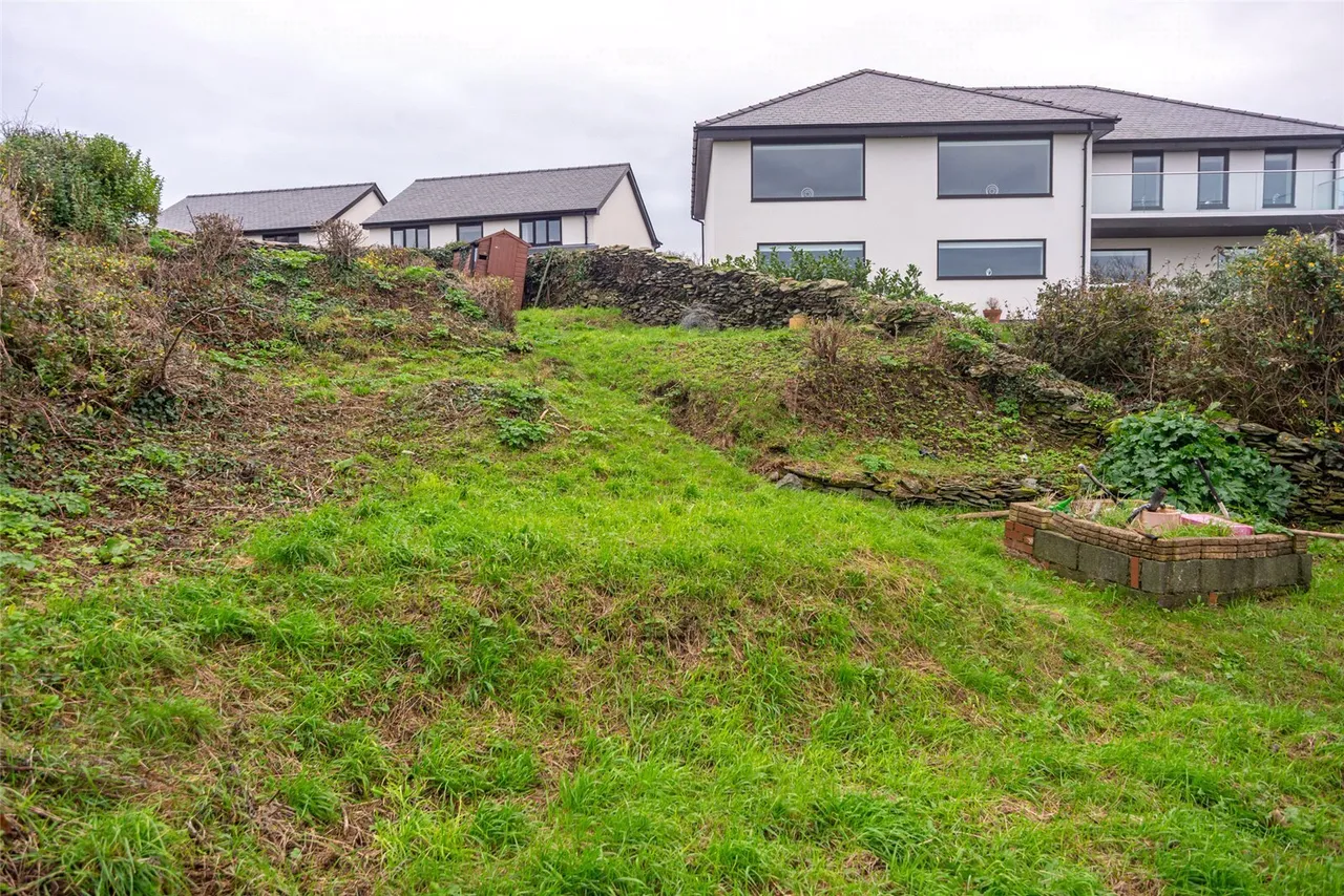 Upper Quay Street, Amlwch, photo 8