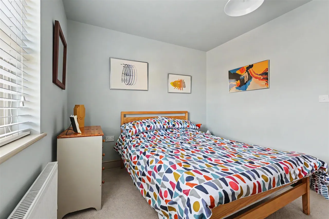 Bentfield Road, Stansted, CM24, photo 18