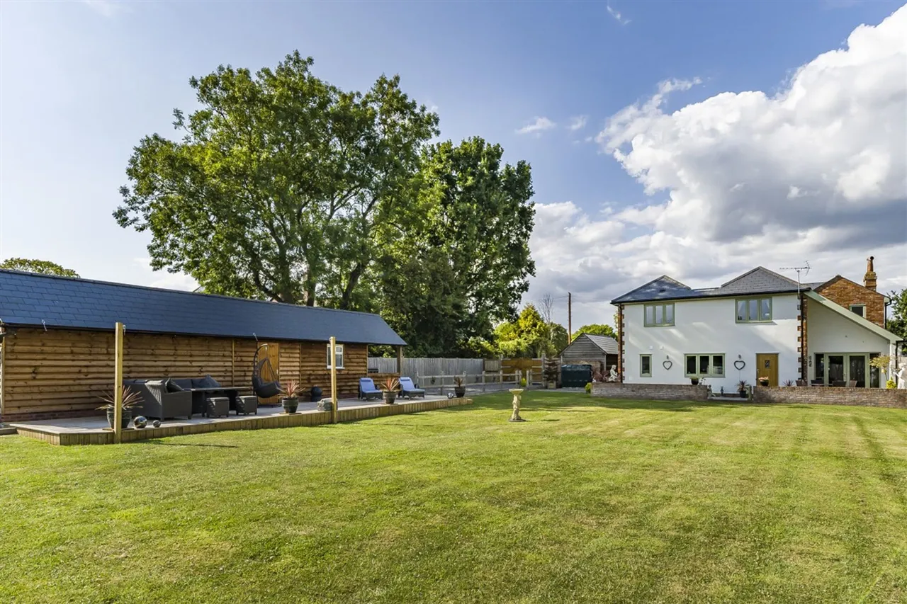 Copse Lane, Hayling Island, PO11, photo 4