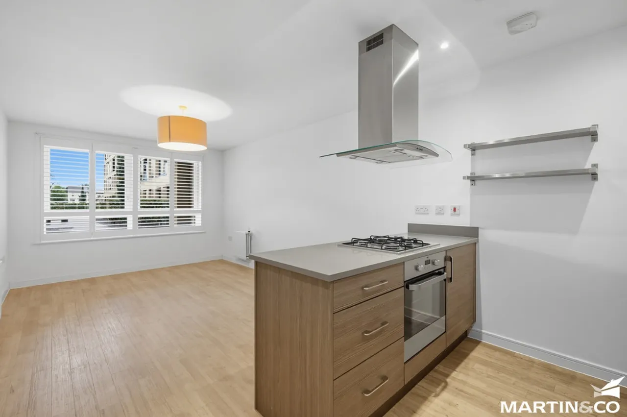 2 bed flat for sale, Watson Heights, Chelmsford, CM1