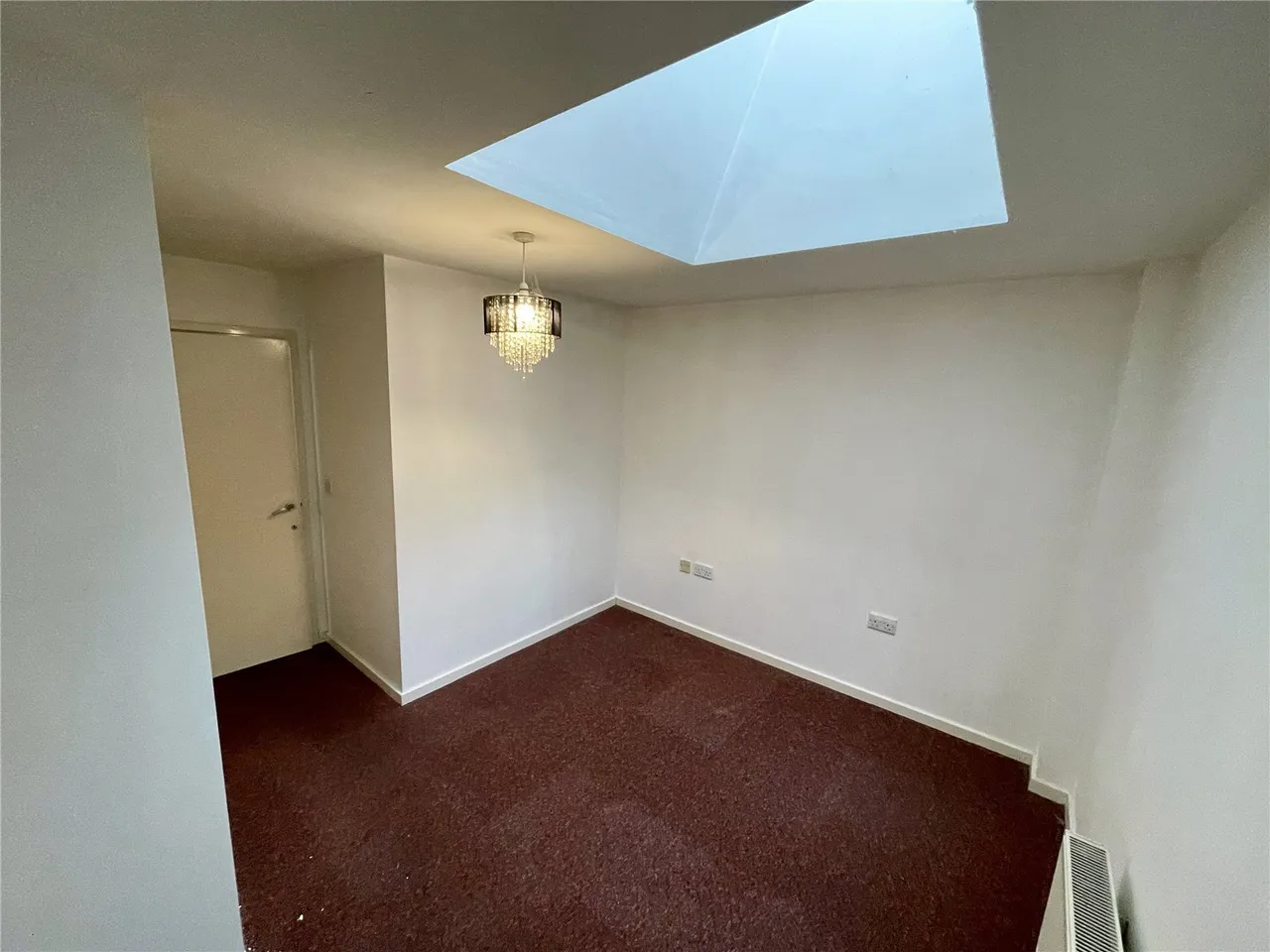 Caxton Court, Burton-on-Trent, DE14, photo 6