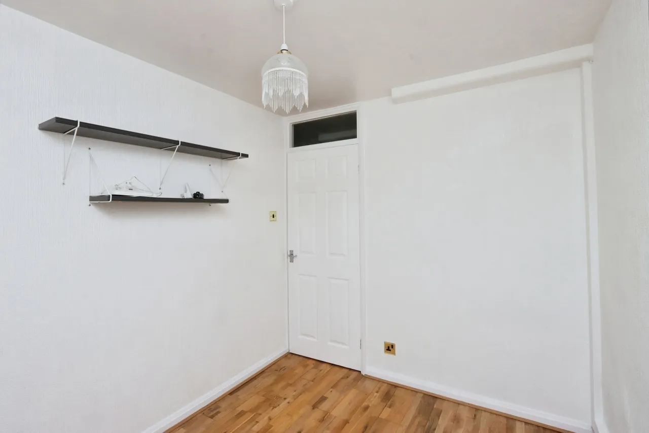 Batemoor Road, Sheffield, South Yorkshire, S8, photo 11