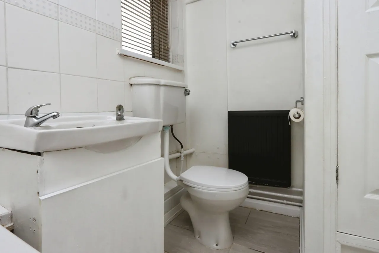 Batemoor Road, Sheffield, South Yorkshire, S8, photo 7