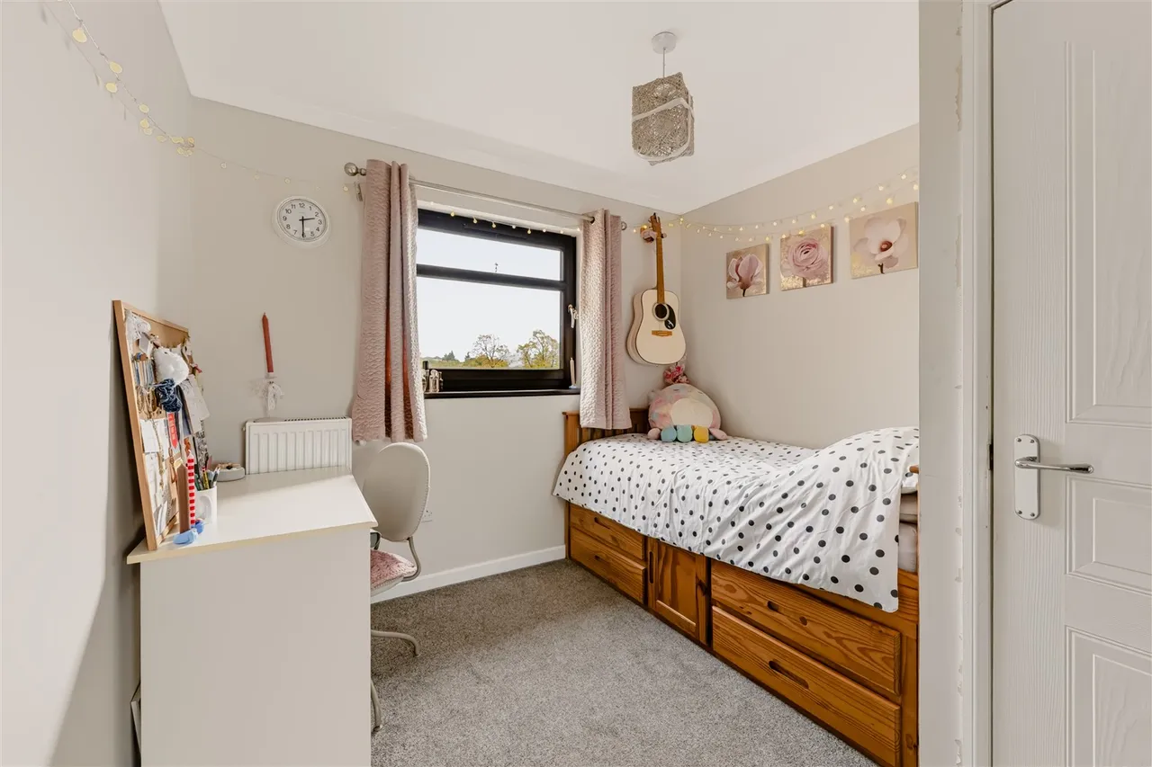 McLaren Crescent, Glasgow, G20, photo 13