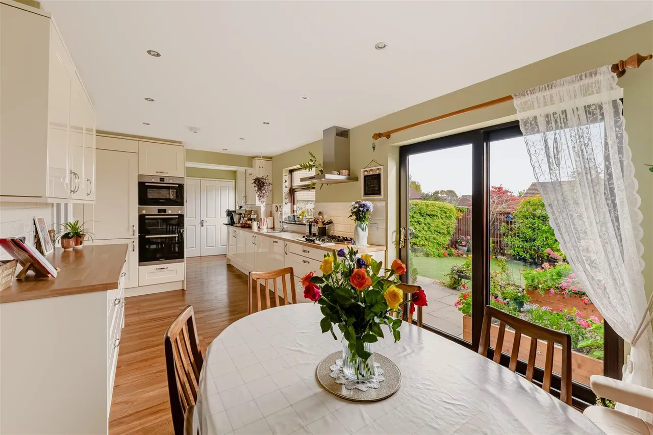 McLaren Crescent, Glasgow, G20, photo 5