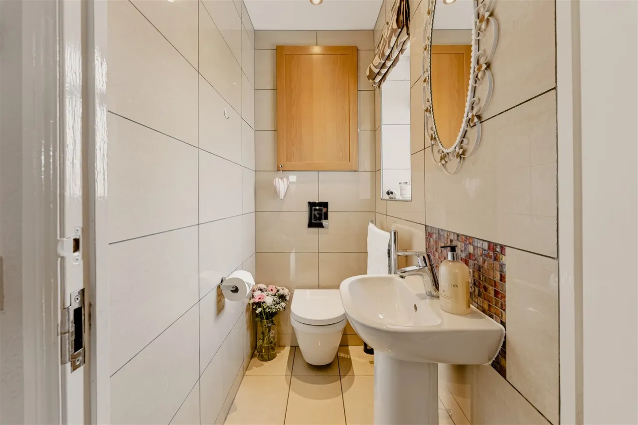 McLaren Crescent, Glasgow, G20, photo 8