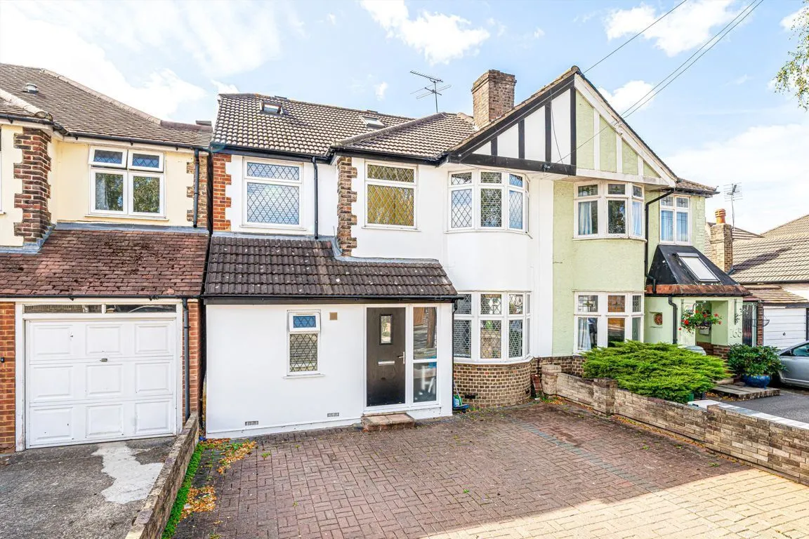 6 bed house for sale, Waverley Avenue, TW2