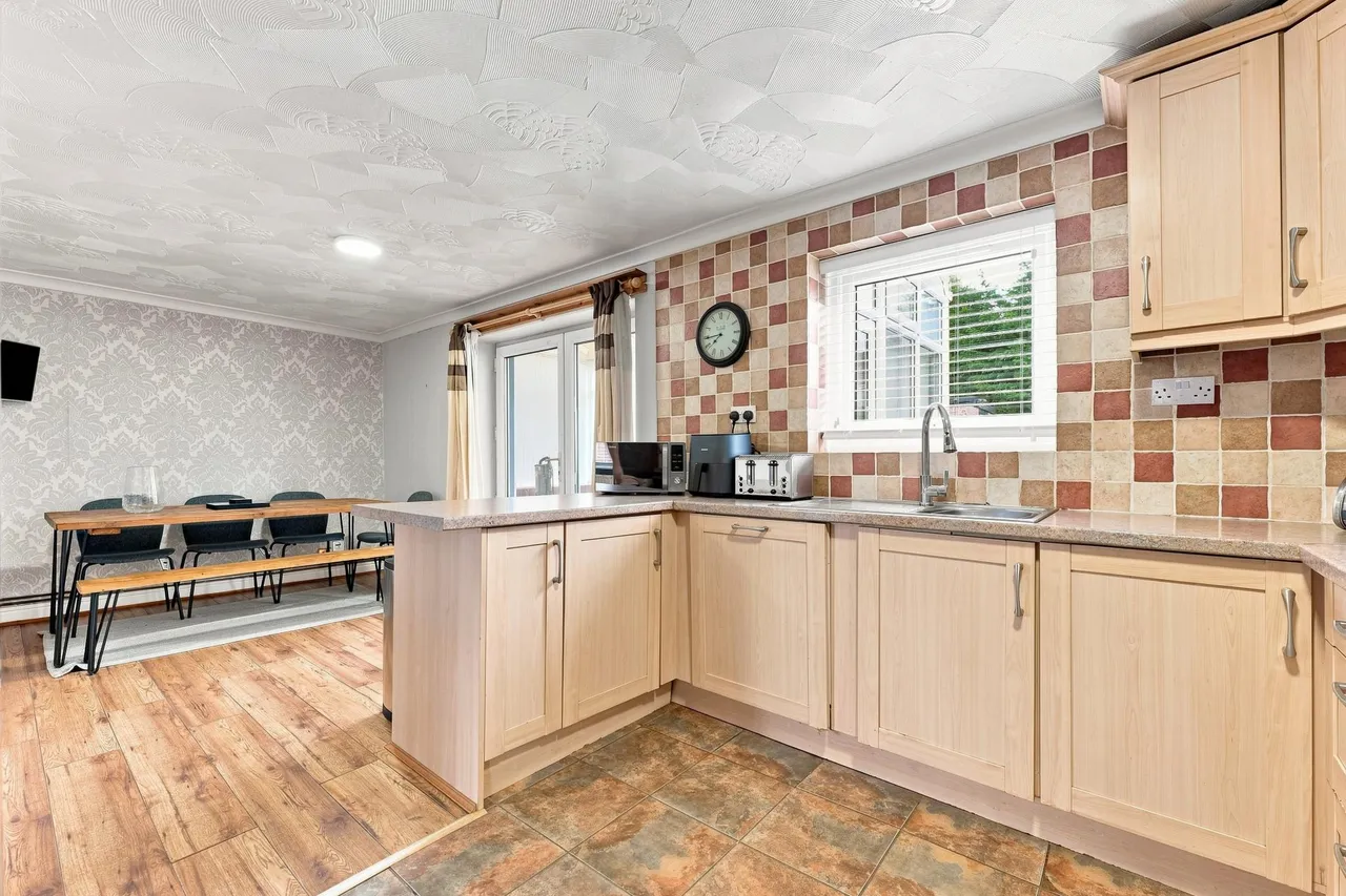 Ulrica Drive, Thurcroft, S66, photo 25