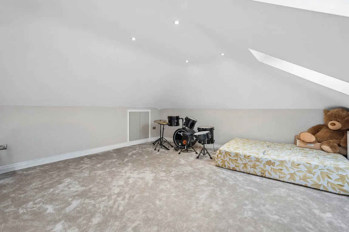 Heathfield Road, Bushey, WD23, photo 20