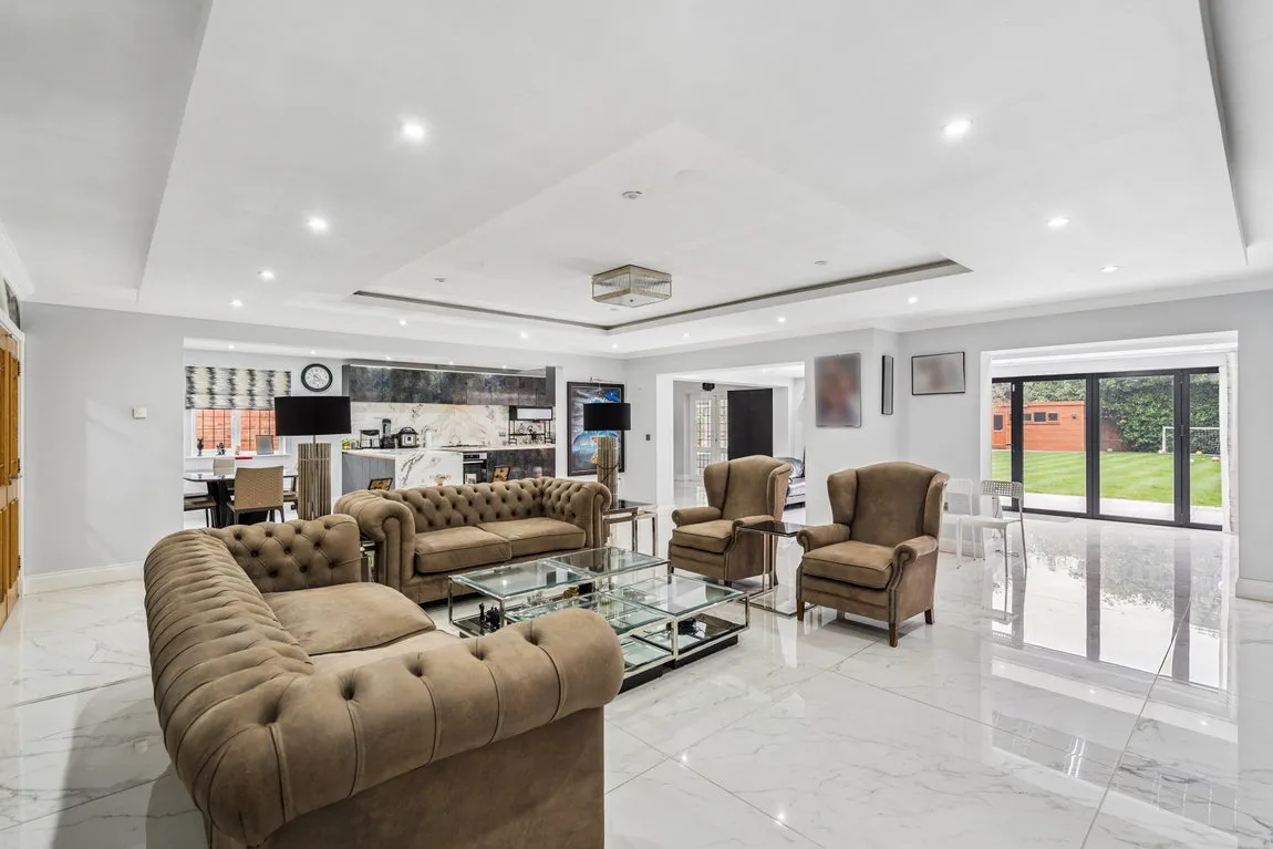 Heathfield Road, Bushey, WD23, photo 8