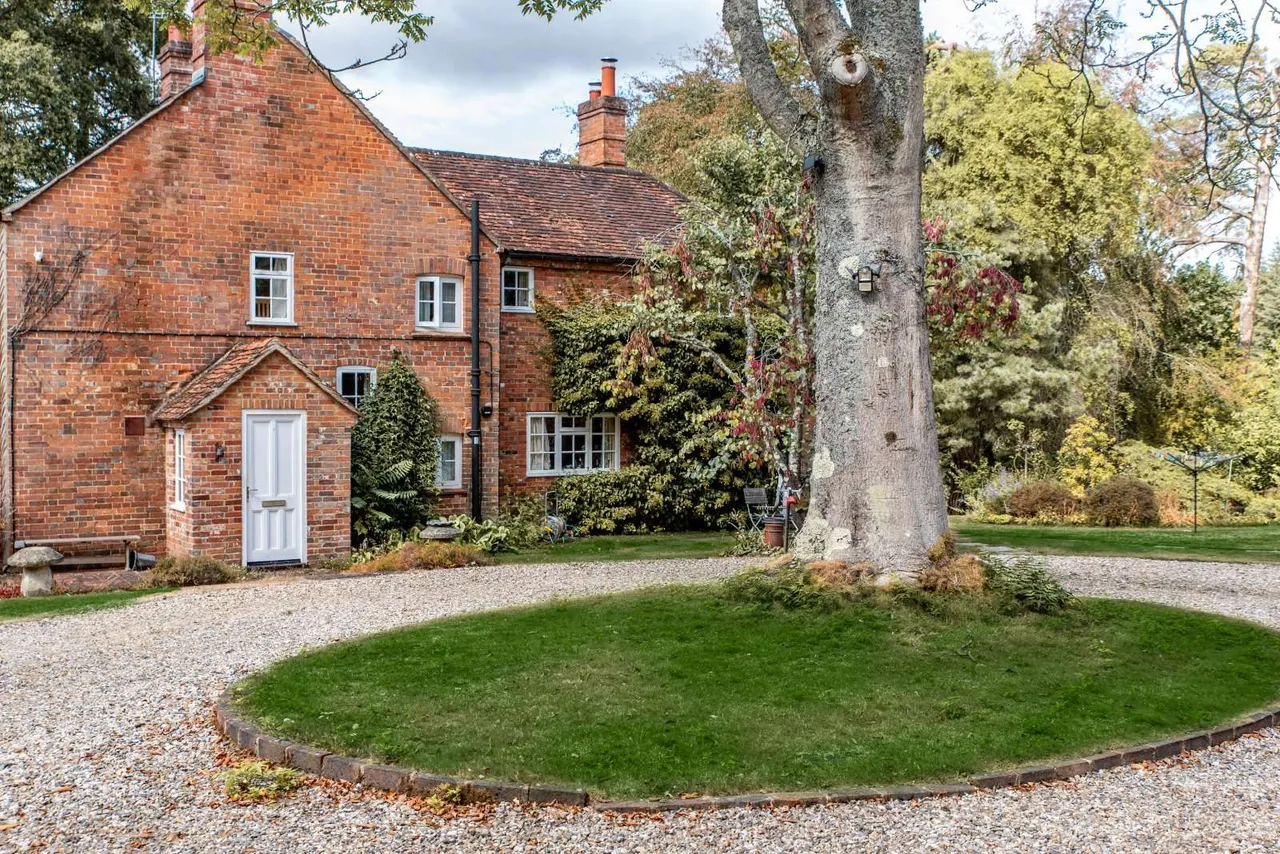 5 bed house for sale, Westridge, Highclere, RG20