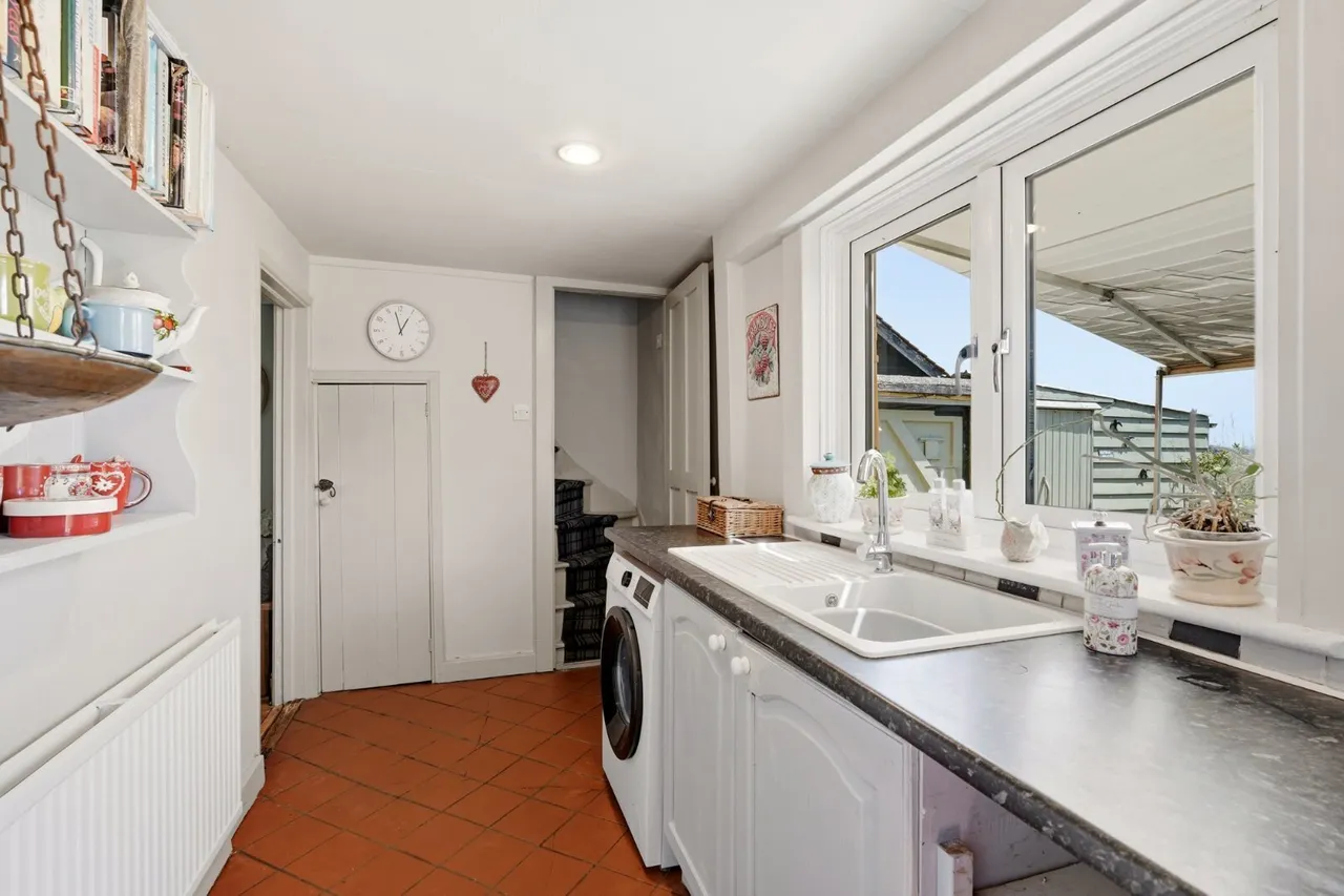 Wigborough Road, Peldon, CO5, photo 11
