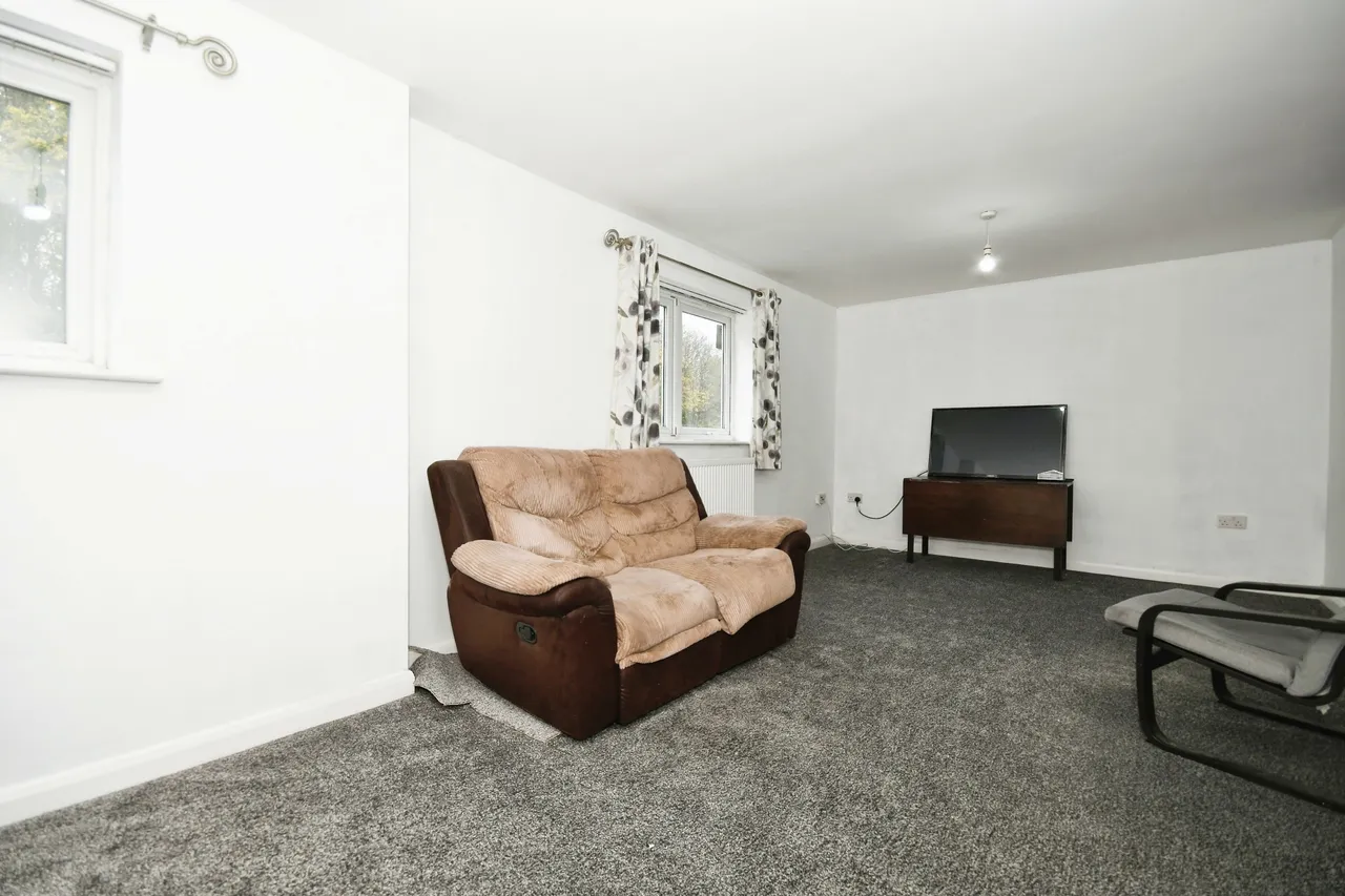 Langsett Road, Sheffield, South Yorkshire, S6, photo 3
