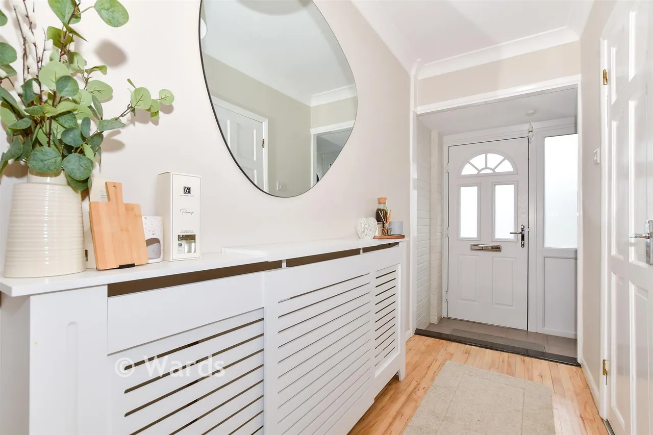 Pembroke Road, Coxheath, ME17, photo 6