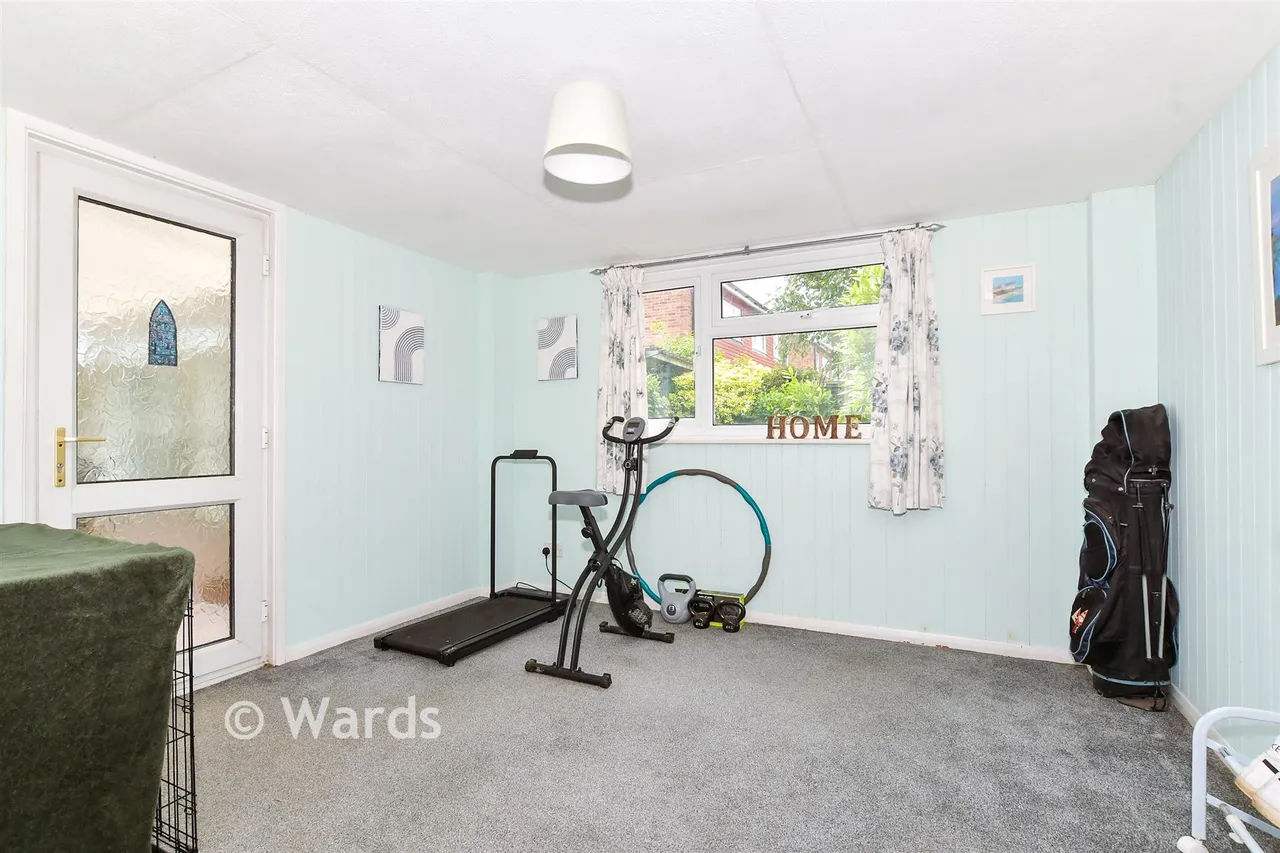 Pembroke Road, Coxheath, ME17, photo 7