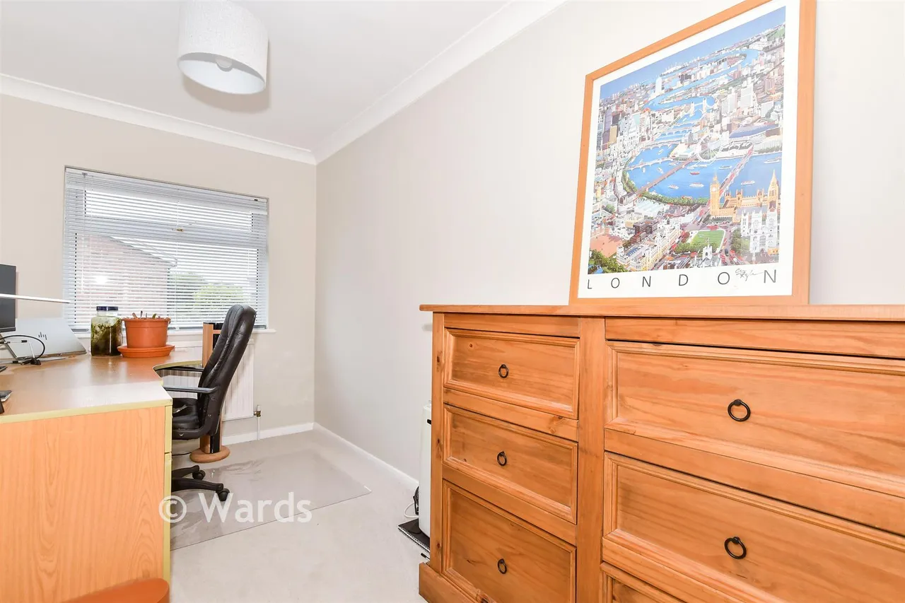 Pembroke Road, Coxheath, ME17, photo 10