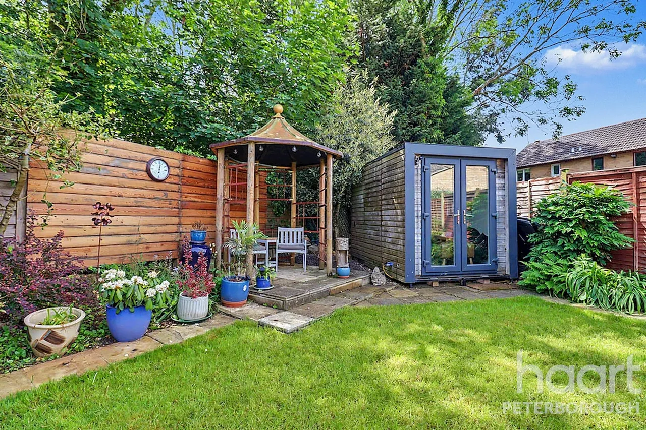 Copeland, South Bretton, PE3, photo 14