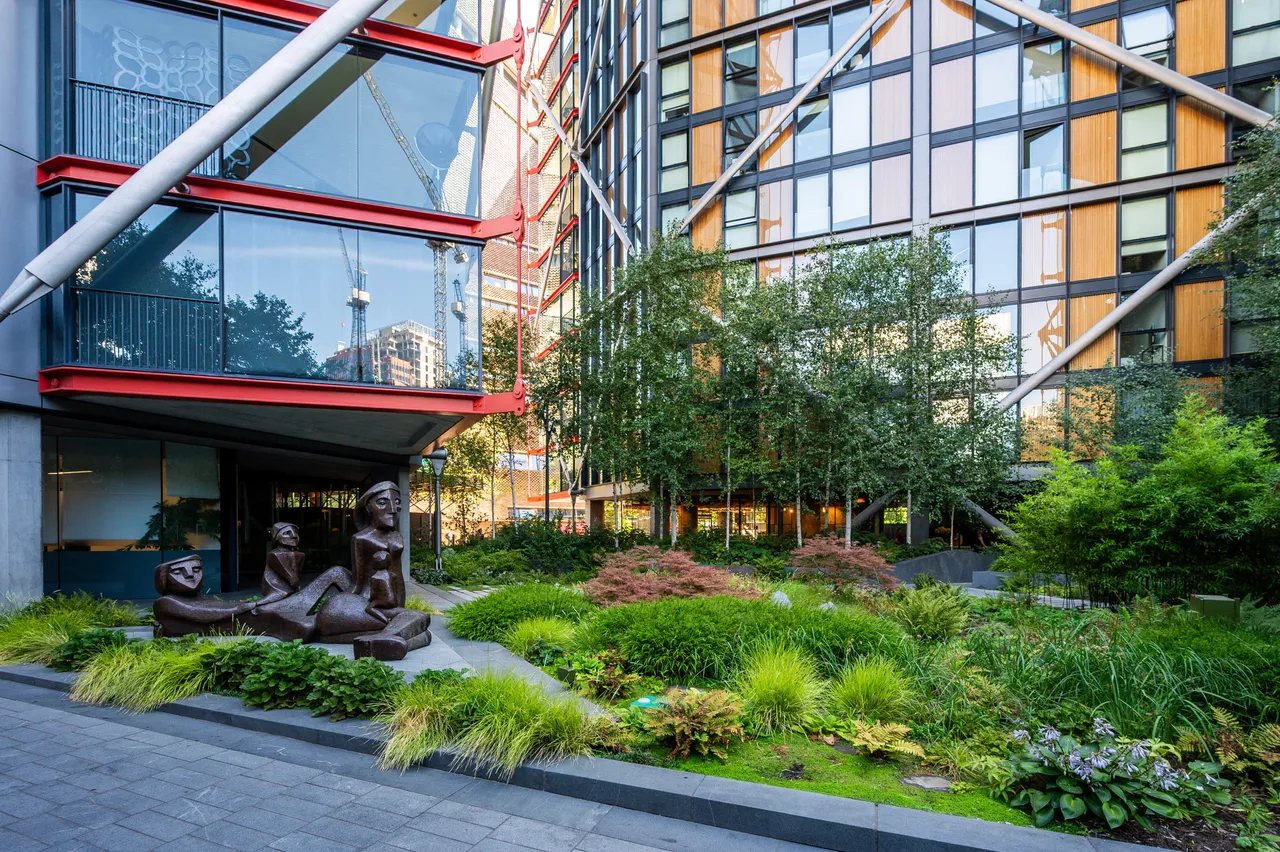 Flat 205, Pavilion D NEO Bankside, 5 Sumner Street, London, photo 3