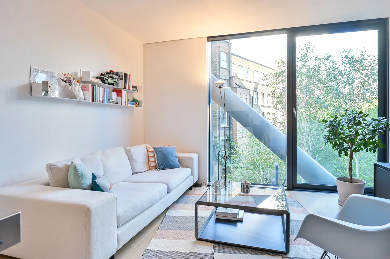 Flat 205, Pavilion D NEO Bankside, 5 Sumner Street, London, photo 9